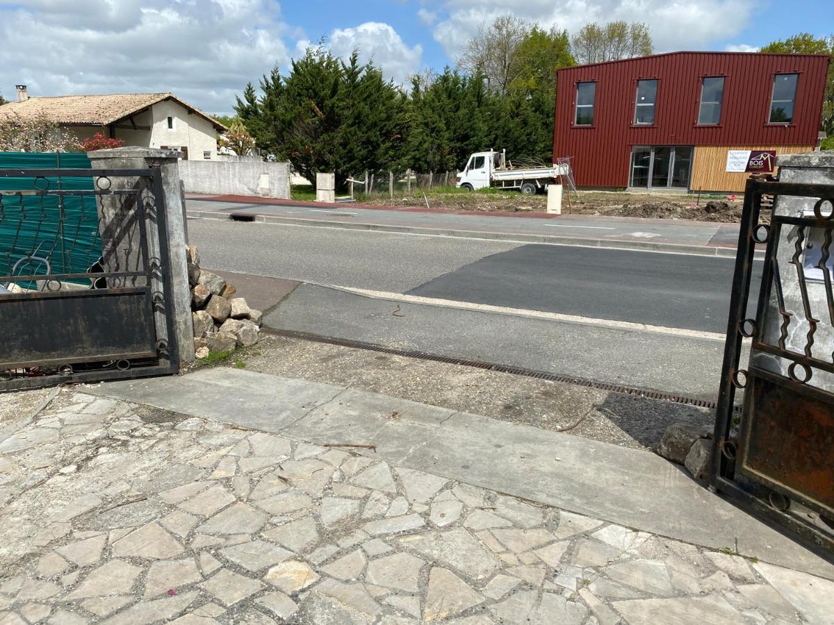 Maison Ok Riba Aeroport Merignac Bed and Breakfast Exterior foto